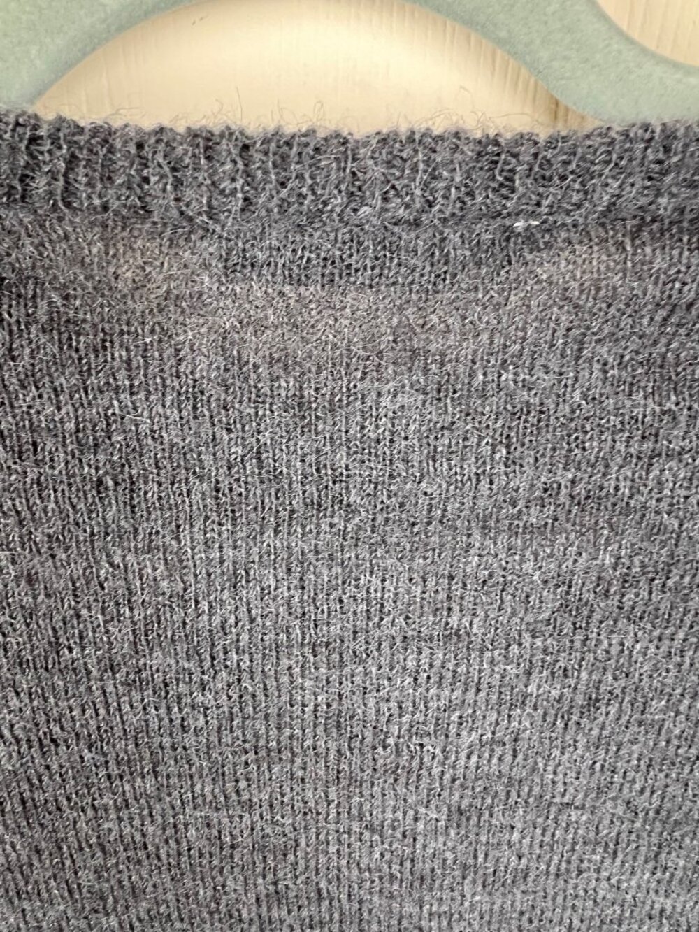 Zara Cropped Sweater - Picture 6 of 11
